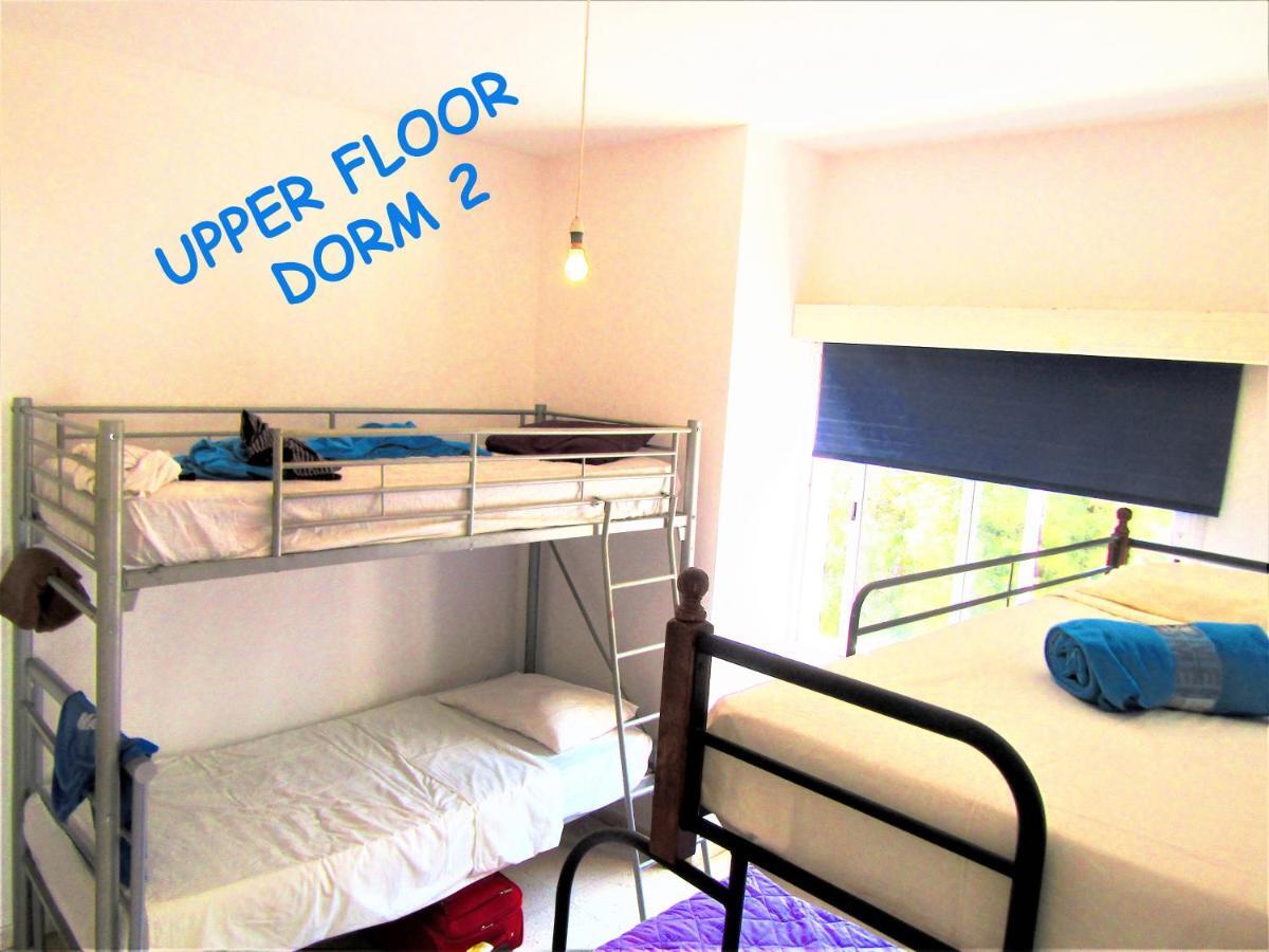 Paphos Inn Экстерьер фото