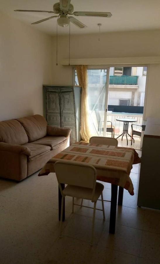 Paphos Inn Экстерьер фото