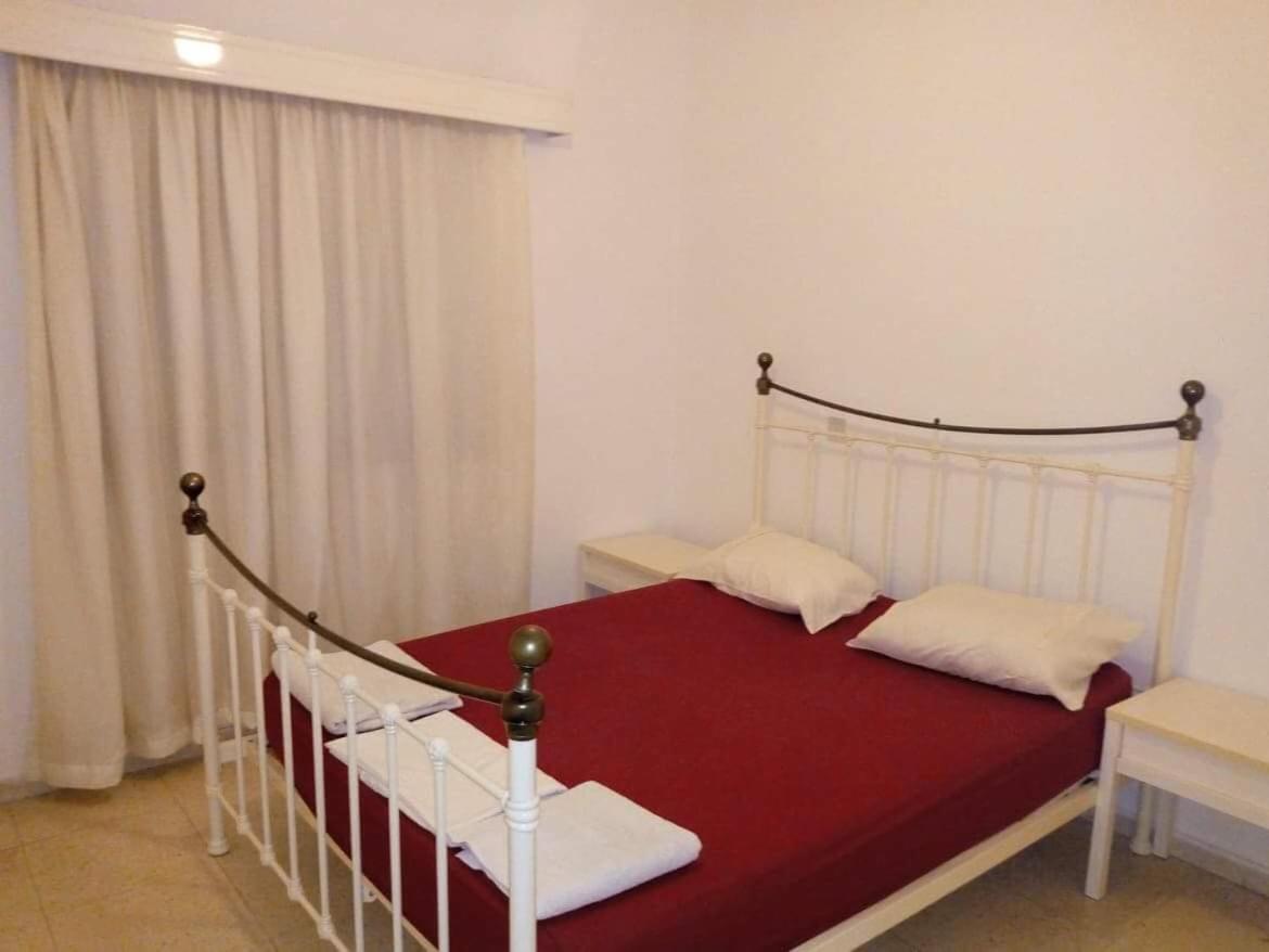 Paphos Inn Экстерьер фото