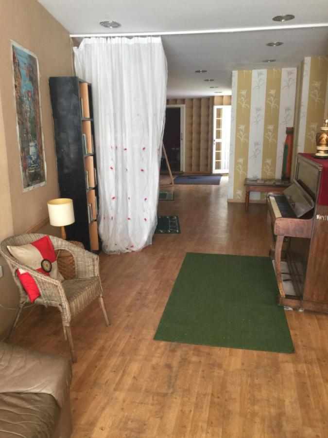 Paphos Inn Экстерьер фото